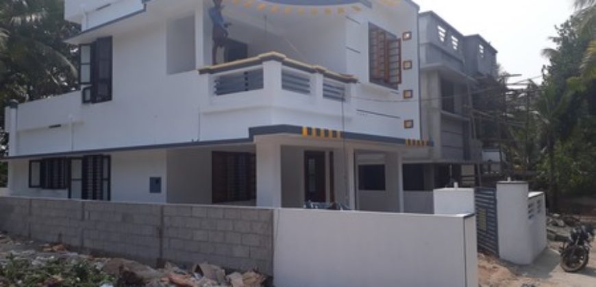 15000 rs brand new independent house kaniyapuram technopark north side bus stop 400 meter for family 9188764468