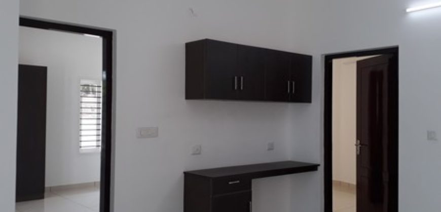 17000 rs 3 bedroom new mini apartment bus stop 200 meter park 2.5 km veturoad junction 9188764468