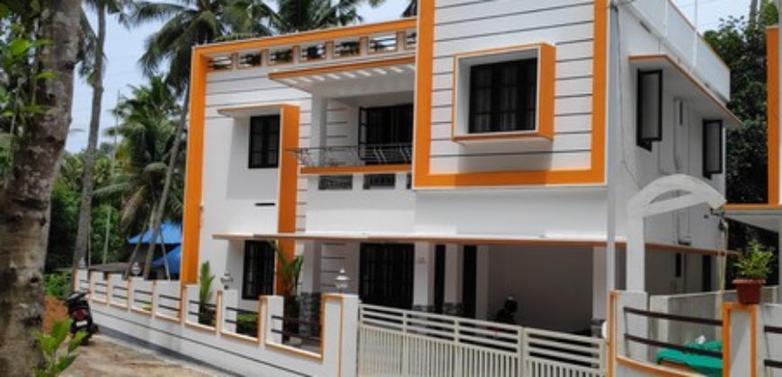 93 lakh 2350 sq feet 4 bedroom new house park 6 km 2 km from kinfra park MC road 200 meter 9995061065