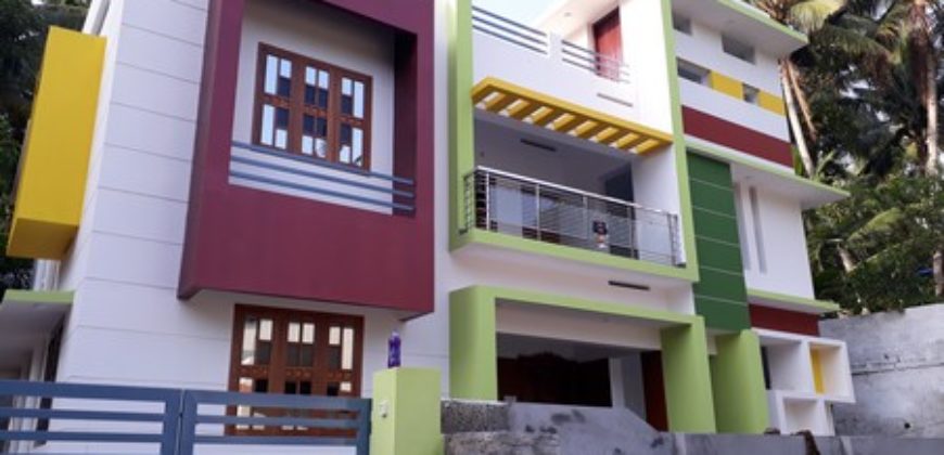 12000 rs 3 bedroom new ground floor pangapara kariyavattom park 2.5 km 9188764468