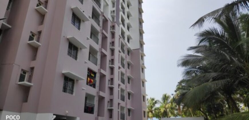 10000 rs 3 bedroom new flat road side bus stop 100 meter 3 km from park 9188764468