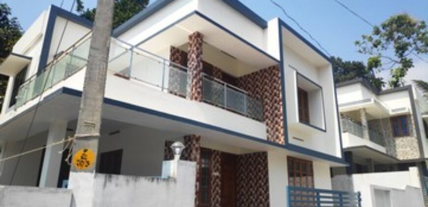 75 lakh 4 bedroom new house 1800 sq feet 4.5 cent 50 meter bus stop 4 km from park 9995061065