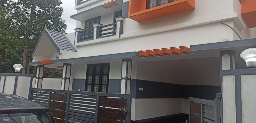 57 lakh 3 bedroom new house 1900 sq feet 5 cent bus stop 100 meter 1 km from pothen kode 8 km from park 9995061065