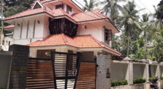 10 lakh 2100 sq feet house bus stop 50 meter 6 km from park 9188764468