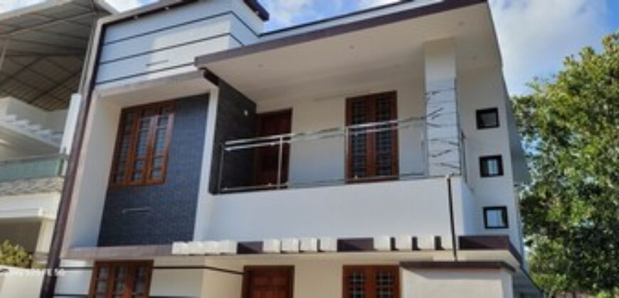 74 lakh 4 bedroom brand new house mc road NH chanthavila 300 meter 1800 sq feet 6282419384