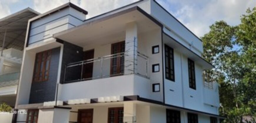 74 lakh 4 bedroom brand new house mc road NH chanthavila 300 meter 1800 sq feet 6282419384