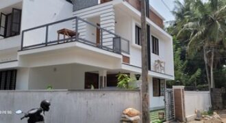 90 lakh 4 bedroom new house 4.75 cent 20000 sq feet 5 km from park 6282419384