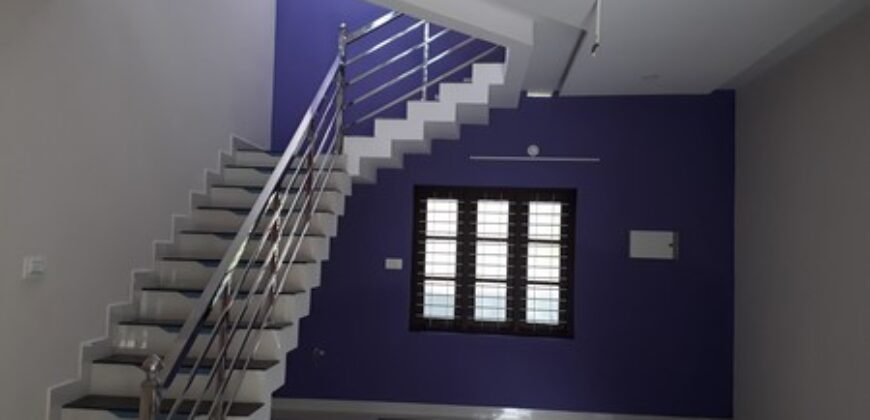 6000 rs 2 bedroom first floor road side kaniyapuram 9188764468