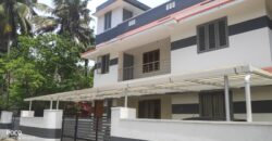 4000 rs one bath attached room with kitchen road side kaniyapuram ph 9188764468