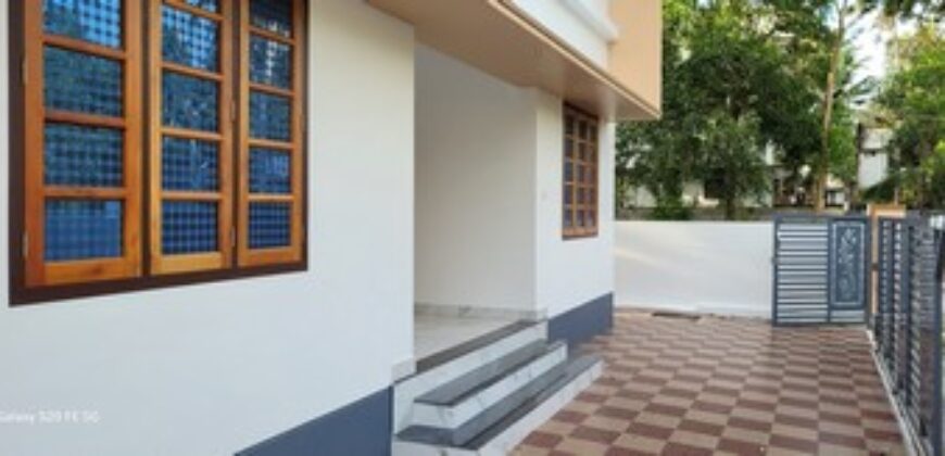 57 lakh 3 bedroom new house 1400 sq feet 4 cent NH 66 500 meter 4 km from park 6282419384