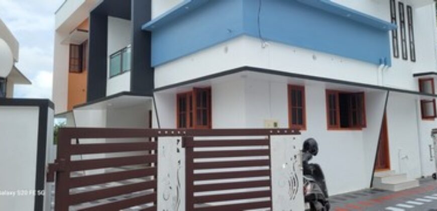 118 lakh 4 bedroom brand new house kariyavattom 2200 sq feet 6 cent 6282419384