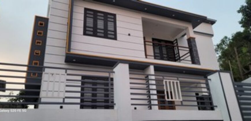 20000 rs 3 bedroom semi furnished house near infosys campus for bachelors 9188764468
