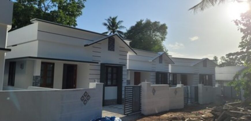 36 LAKH 2 BEDROOM BRAND NEW VILLA 6 KM FROM TECHNOPARK 850 SQ FEET 4 CENT 6282419384