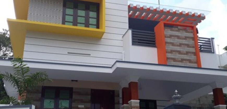 10000 rs 2 bedroom first floor near magic planet chanthavila 800 meter from kinfra park chanthavila 9188764468