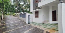 98 lakh 5 bedroom new house 2050 sq feet 4.5 cent pullanivila kariyavattom 4 km from park 9188764468