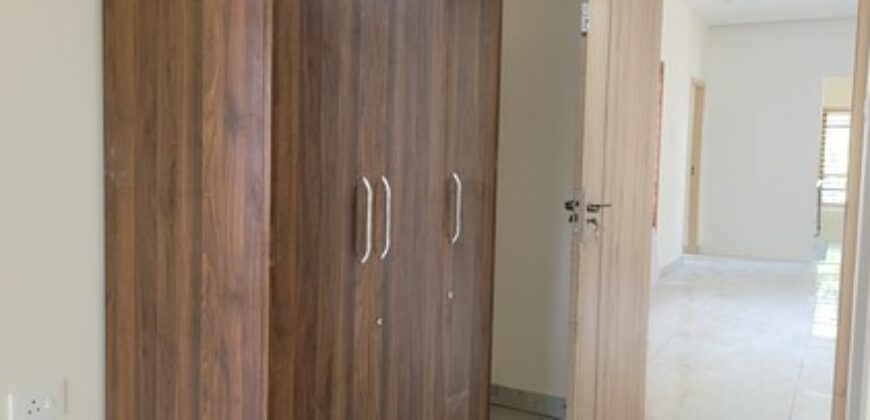 15000 rs 2 bedroom brand new first floor semi furnished manvila 2 km from infosys and ust 9188764468