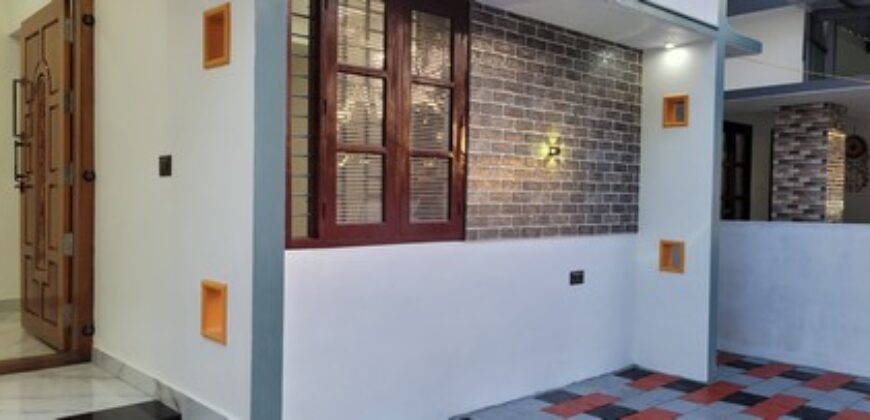 52 lakh 3 bedroom brand new house 5 km from park mangatukonam 1450 sq feet 4,2 cent 6282419384