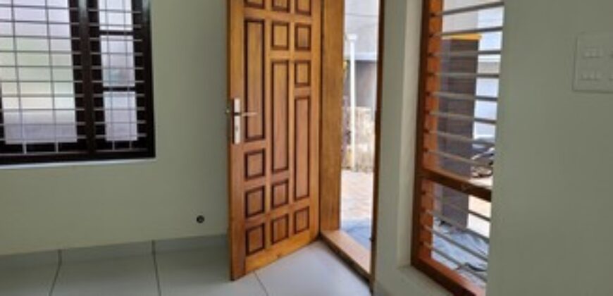 65 lakh 4 bedroom brand new house 3 km from technopark back gate location kariyavattom 6282419384