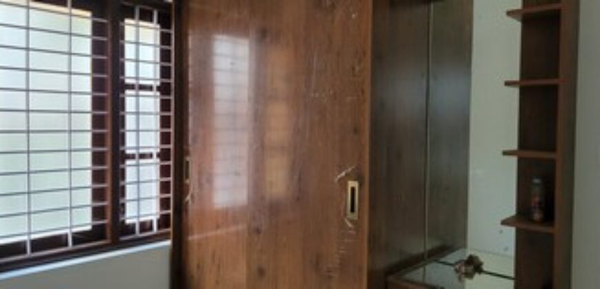 65 lakh 4 bedroom brand new house 3 km from technopark back gate location kariyavattom 6282419384