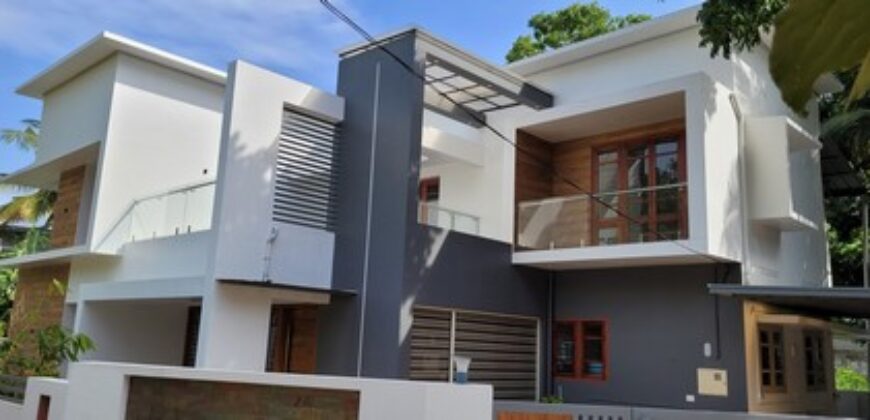 25000 rs 2 bedroom brand new ground floor fully furnished 2 room a/c manvila 2 km from infosys and ust 9188764468