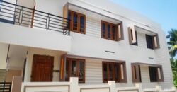 10000 rs 2 bedroom first floor hall and kitchen mini apartment chenkotukonam 5 km from park 9188764468