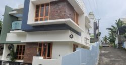 15000 rs 4 bedroom new independent house bus stop 300 meter chanthavila 2 km from kinfra park 6 km from park 9188764468